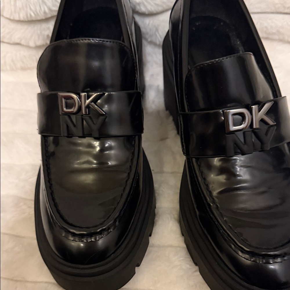 DKNY Glossy Black Platform Loafers - Picture 2 of 9